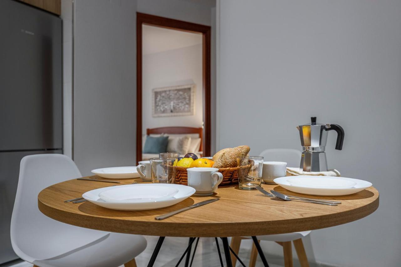 Apartament Ruisenor 10 Sewilla Zewnętrze zdjęcie