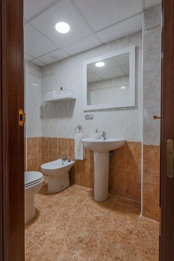 Apartament Ruisenor 10 Sewilla Zewnętrze zdjęcie